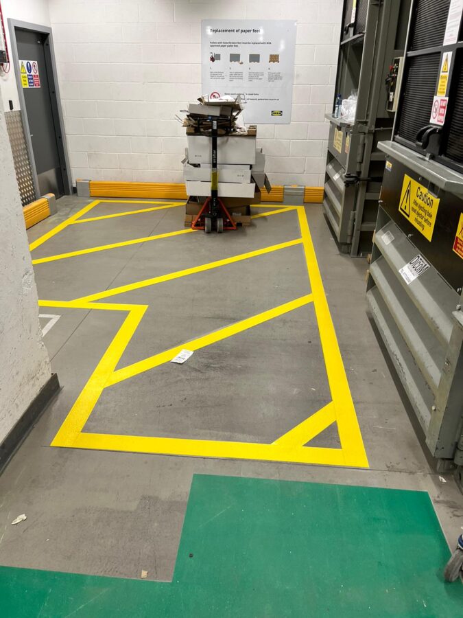 Yellow line marking